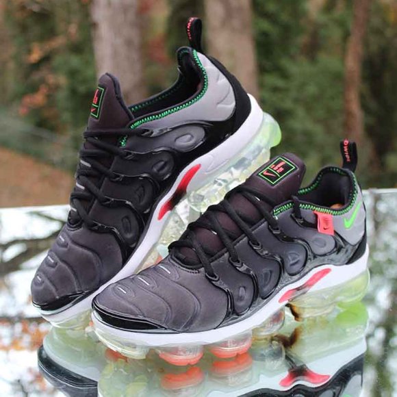 Nike Air VaporMax Plus Worldwide Pack Men’s Size 8 - Picture 5 of 12